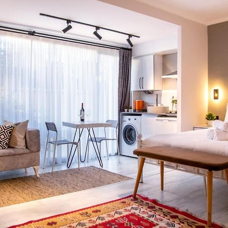 이즈미르 Invigorating Studio Flat Near Kordon In Alsancak 아파트 외부 사진
